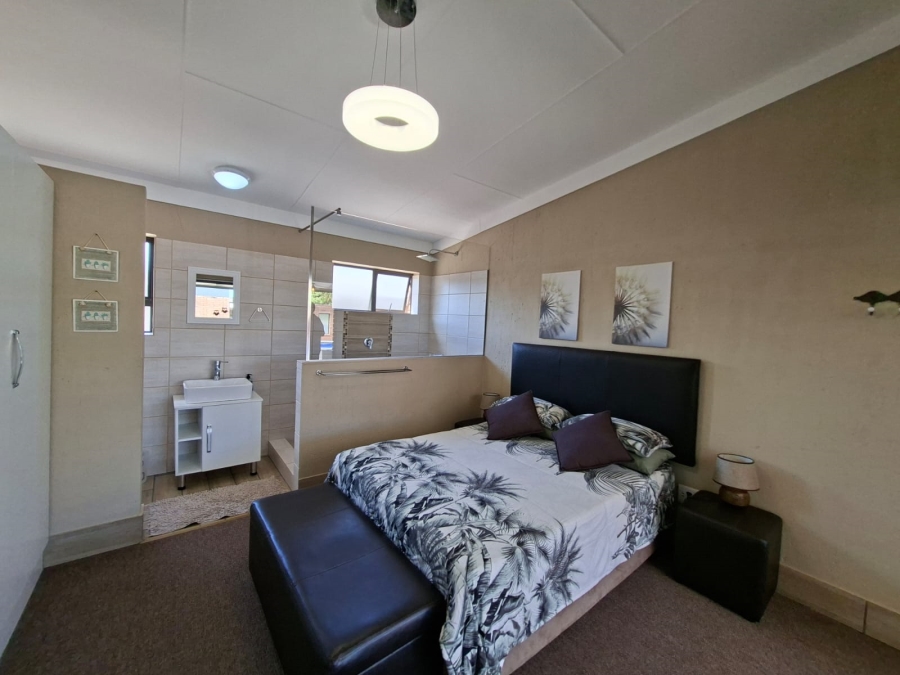 3 Bedroom Property for Sale in Reebok Western Cape